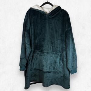 Choa Collection One Size Kangaroo Pocket Dark Green Blanket Hoddie NWOT